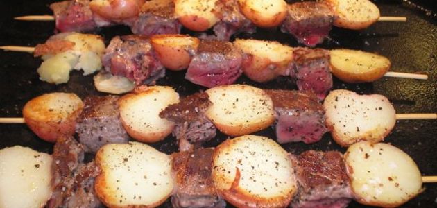 Beef And Potato Skewers With Steak Sauce